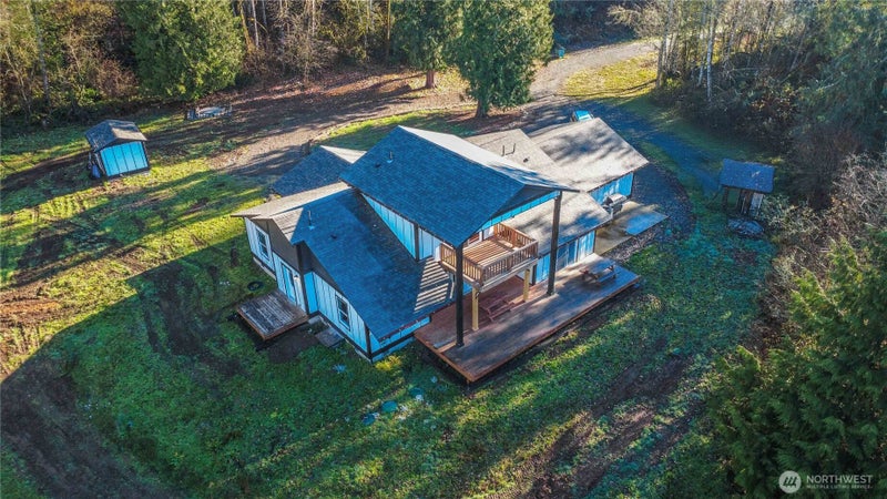 241 Oxbow Lake Ln