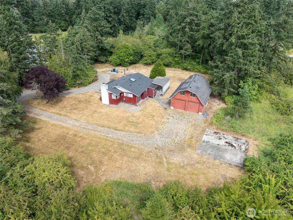 Photo of 7005 Johnson Road NE, Federal Way, WA 98003 (MLS # 2564765)