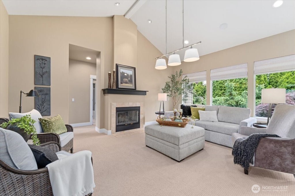 Photo of 105 Pickens Street, Wenatchee, WA 98801 (MLS # 2539076)