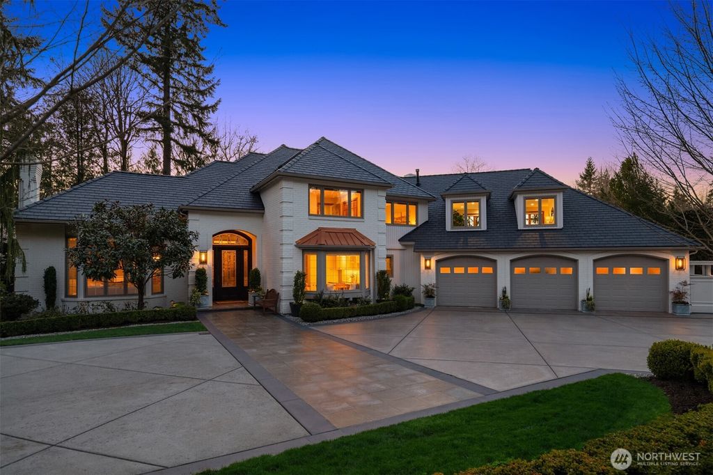 Photo of 6257 164th Avenue SE, Bellevue, WA 98006 (MLS # 2460575)