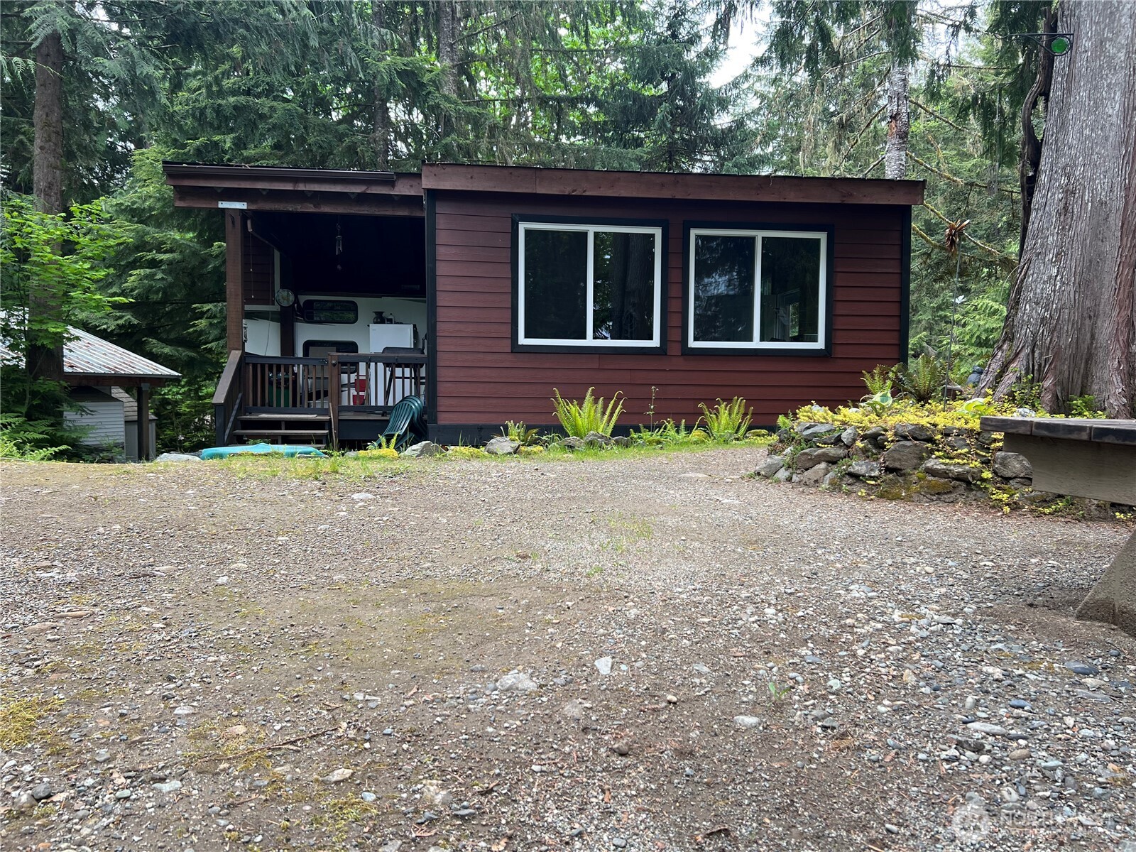 44781 Nika Kena Trail