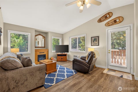 Photo of 525 Alpine Place #D3, Leavenworth, WA 98826 (MLS # 2552058)