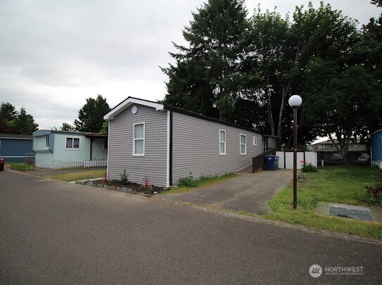 401 37th Street SE 112