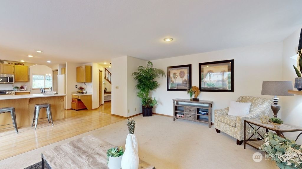 Photo of 30716 48th Avenue S, Auburn, WA 98001 (MLS # 2280829)