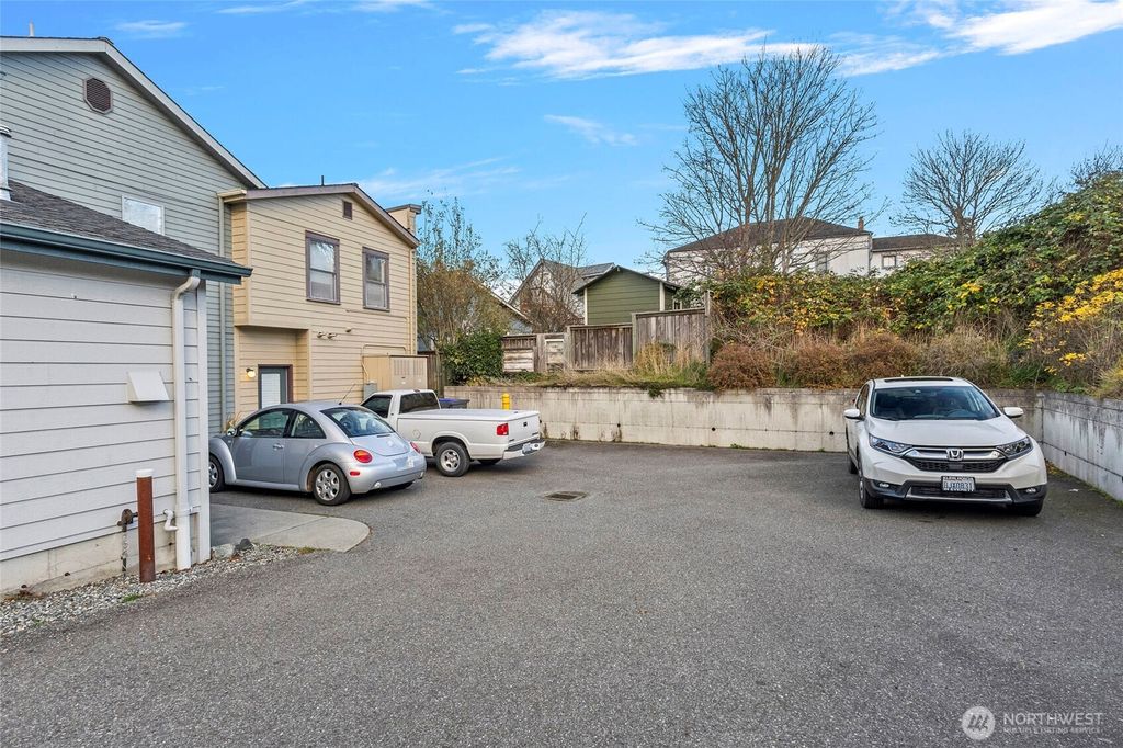 Photo of 9 Front Street NW, Coupeville, WA 98239 (MLS # 2490254)