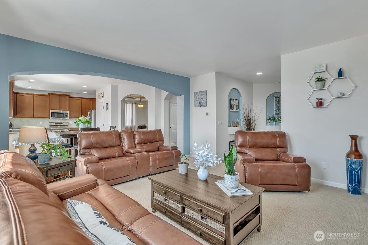 6715 Quincy Avenue SE