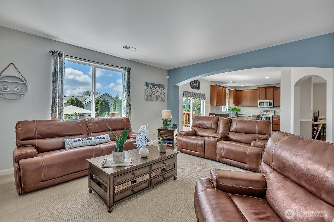 6715 Quincy Avenue SE