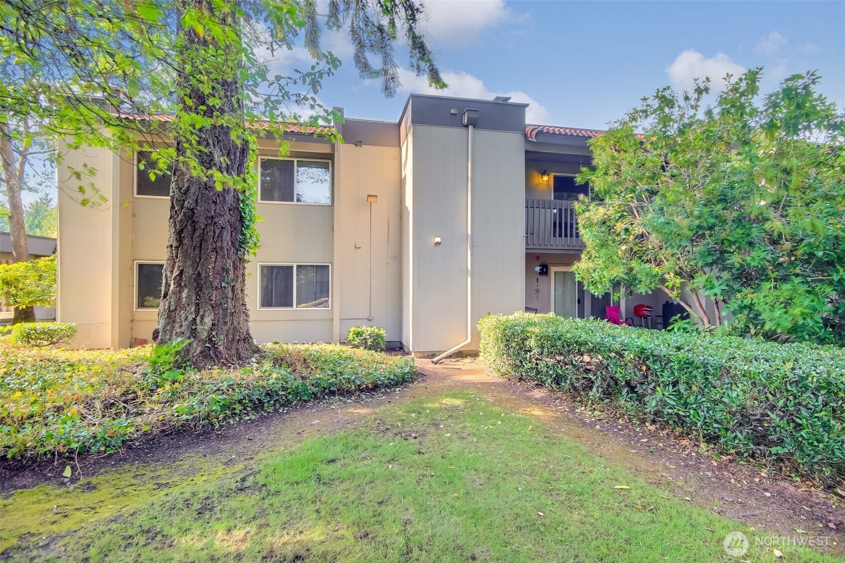 7501 Ruby Drive SW I-206