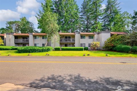 7501 Ruby Drive SW I-206 Lakewood WA 98498