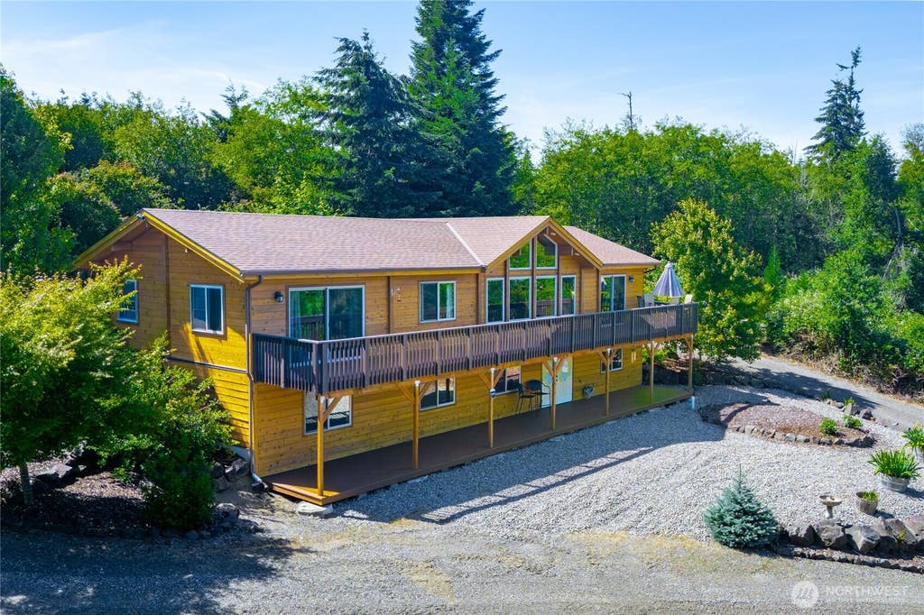 Photo of 2132 W 8th Street, Bucoda, WA 98530 (MLS # 2547708)