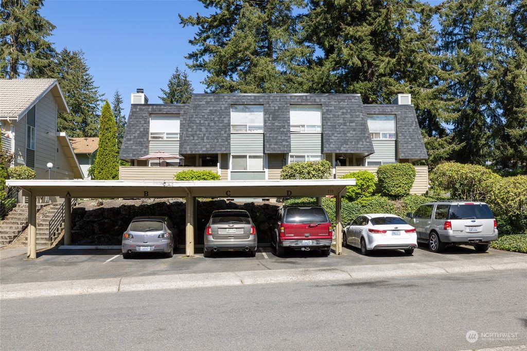 Photo of 135 S 340th Street, Federal Way, WA 98003 (MLS # 2068504)