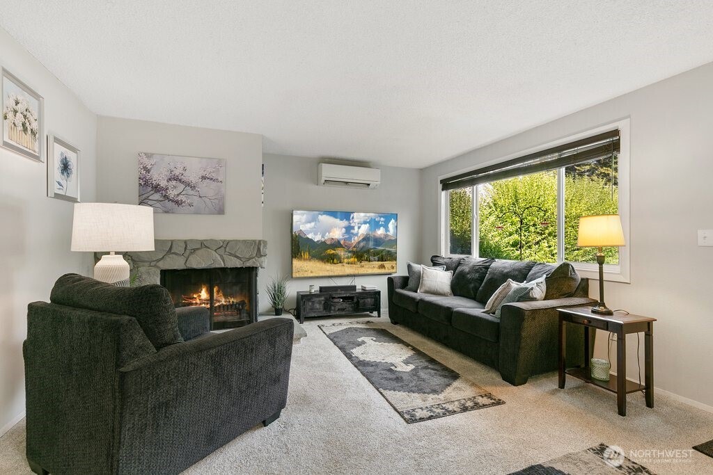 19225 18th Avenue NE