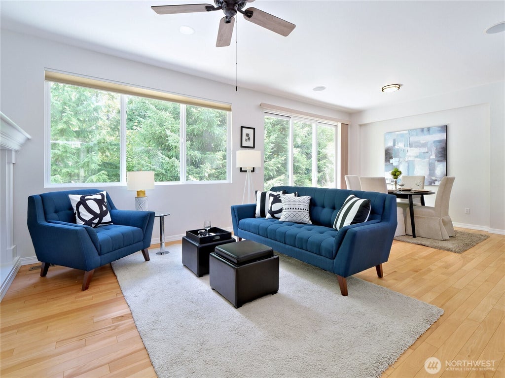 Photo of 11706 239th Avenue NE, Redmond, WA 98053 (MLS # 2533312)