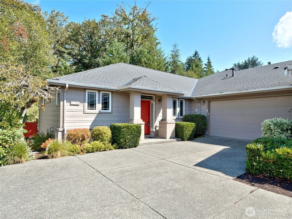 Photo of 11706 239th Avenue NE, Redmond, WA 98053 (MLS # 2533312)