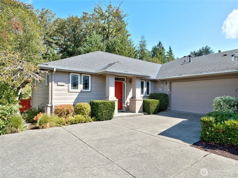 Photo of 11706 239th Avenue NE, Redmond, WA 98053 (MLS # 2533312)