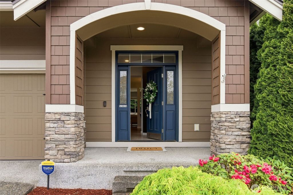 Photo of 1916 98th Avenue SE, Lake Stevens, WA 98258 (MLS # 2515822)