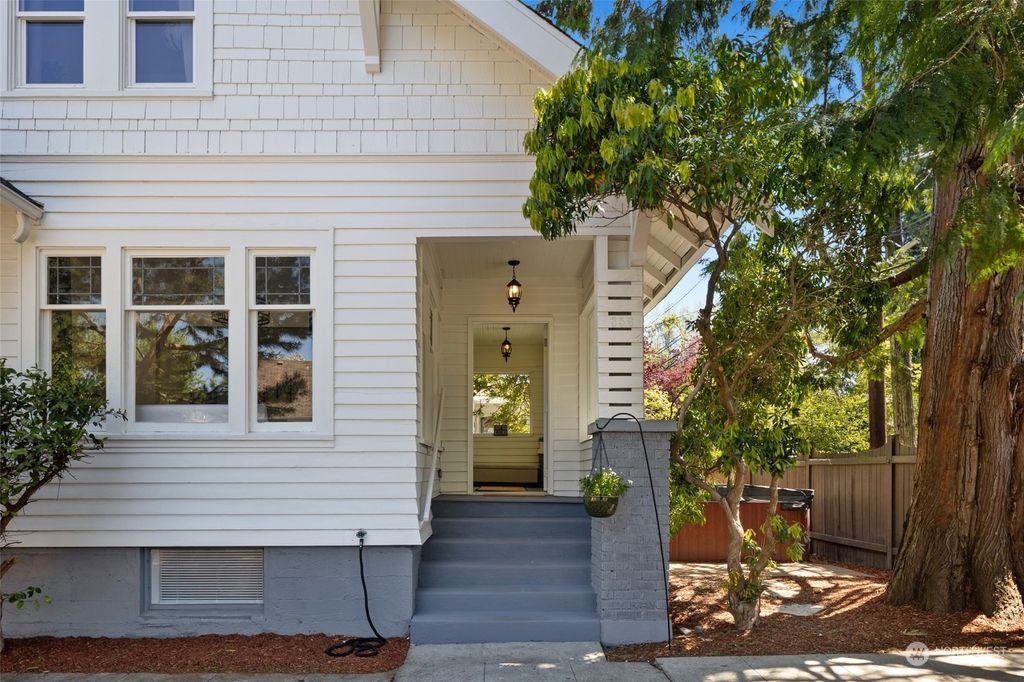 Photo of 356 NW 80th Street, Seattle, WA 98117 (MLS # 2240581)