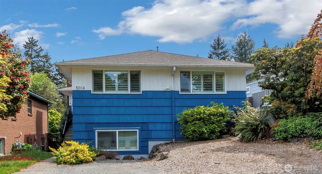 Photo of 5014 35th Avenue SW, Seattle, WA 98126 (MLS # 2517178)