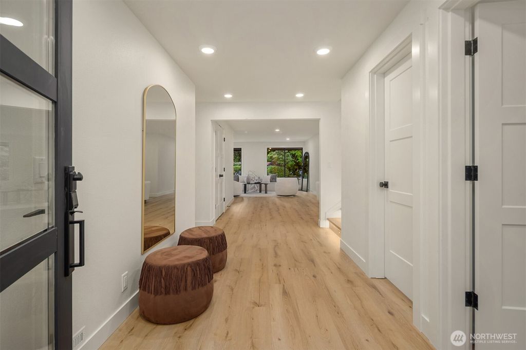 Photo of 1659 215th Place SE, Sammamish, WA 98075 (MLS # 2537833)