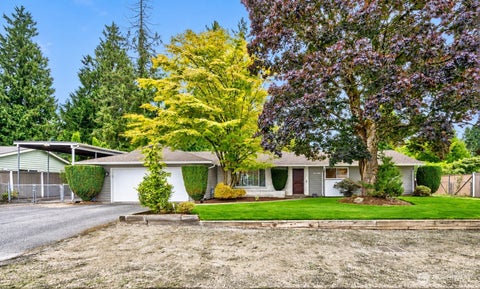 Photo of 19501 1st Ave SE AVE, Bothell, WA 98012 (MLS # 2585205)