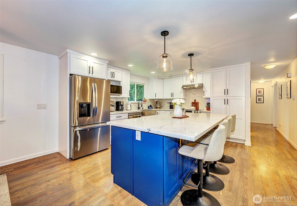 Photo of 19501 1st Ave SE AVE, Bothell, WA 98012 (MLS # 2585205)