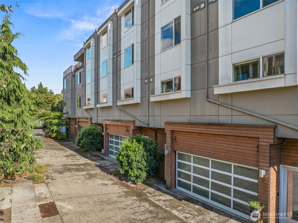 Photo of 1616 E Yesler Way, Seattle, WA 98122 (MLS # 2418357)