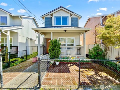 Photo of 10050 19th Avenue SW, Seattle, WA 98146 (MLS # 2507743)