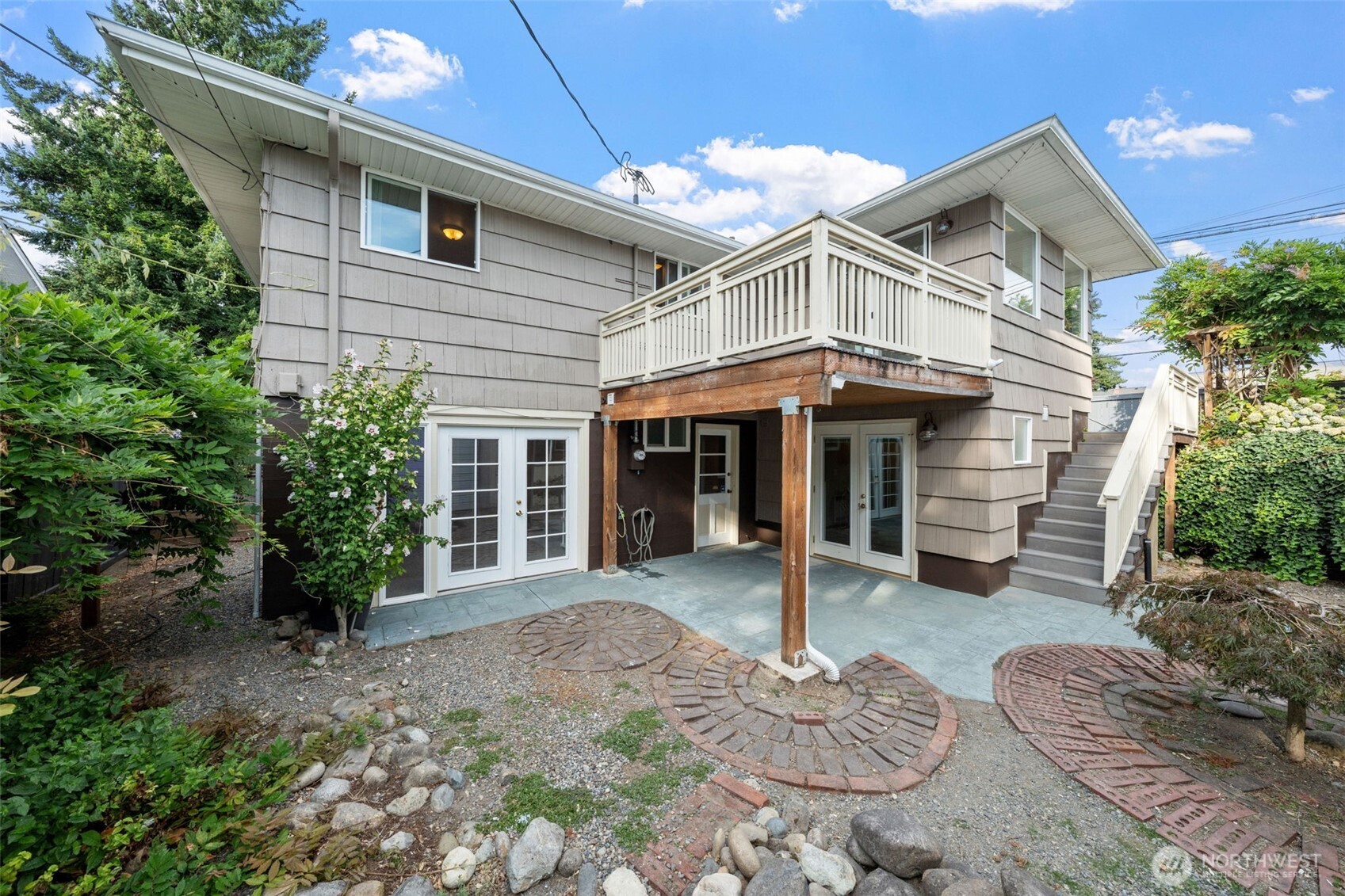 5002 N 10th Street