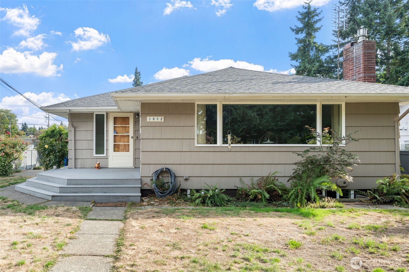 5002 N 10th Street