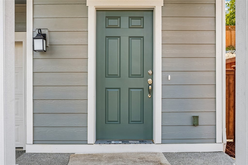 Photo of 2422 128th Place SE #02, Everett, WA 98208 (MLS # 2595374)
