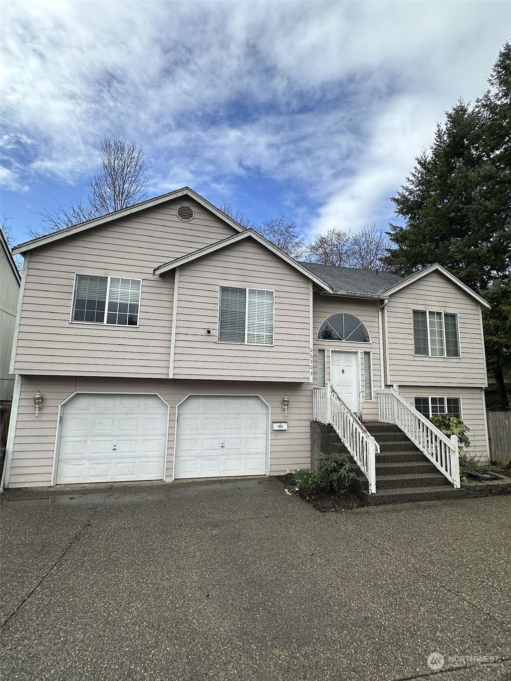 Photo of 26303 114th Street SE, Kent, WA 98030 (MLS # 2214127)