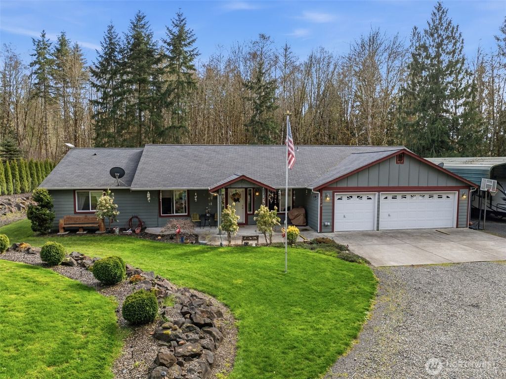 Photo of 260 Trinity Drive, Castle Rock, WA 98611 (MLS # 2499749)