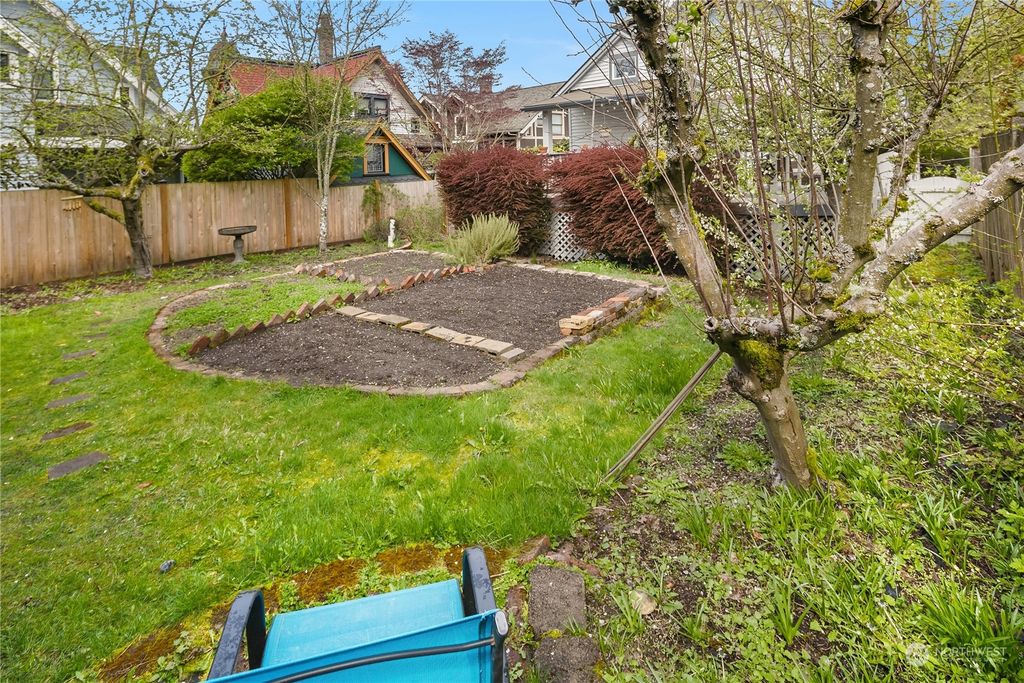 Photo of 361 Crockett Street, Seattle, WA 98109 (MLS # 2064657)
