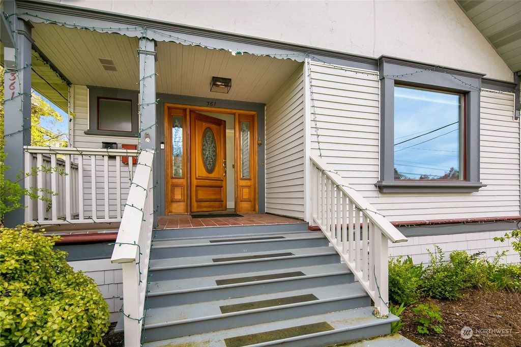 Photo of 361 Crockett Street, Seattle, WA 98109 (MLS # 2064657)