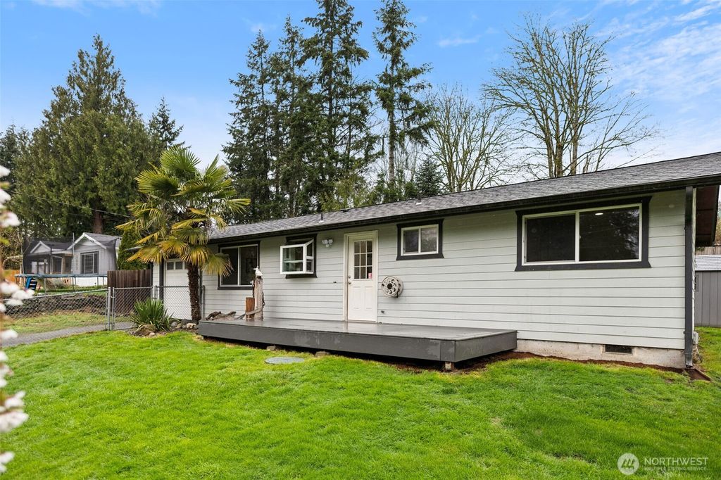 Photo of 3009 95th Drive SE, Lake Stevens, WA 98258 (MLS # 2353303)