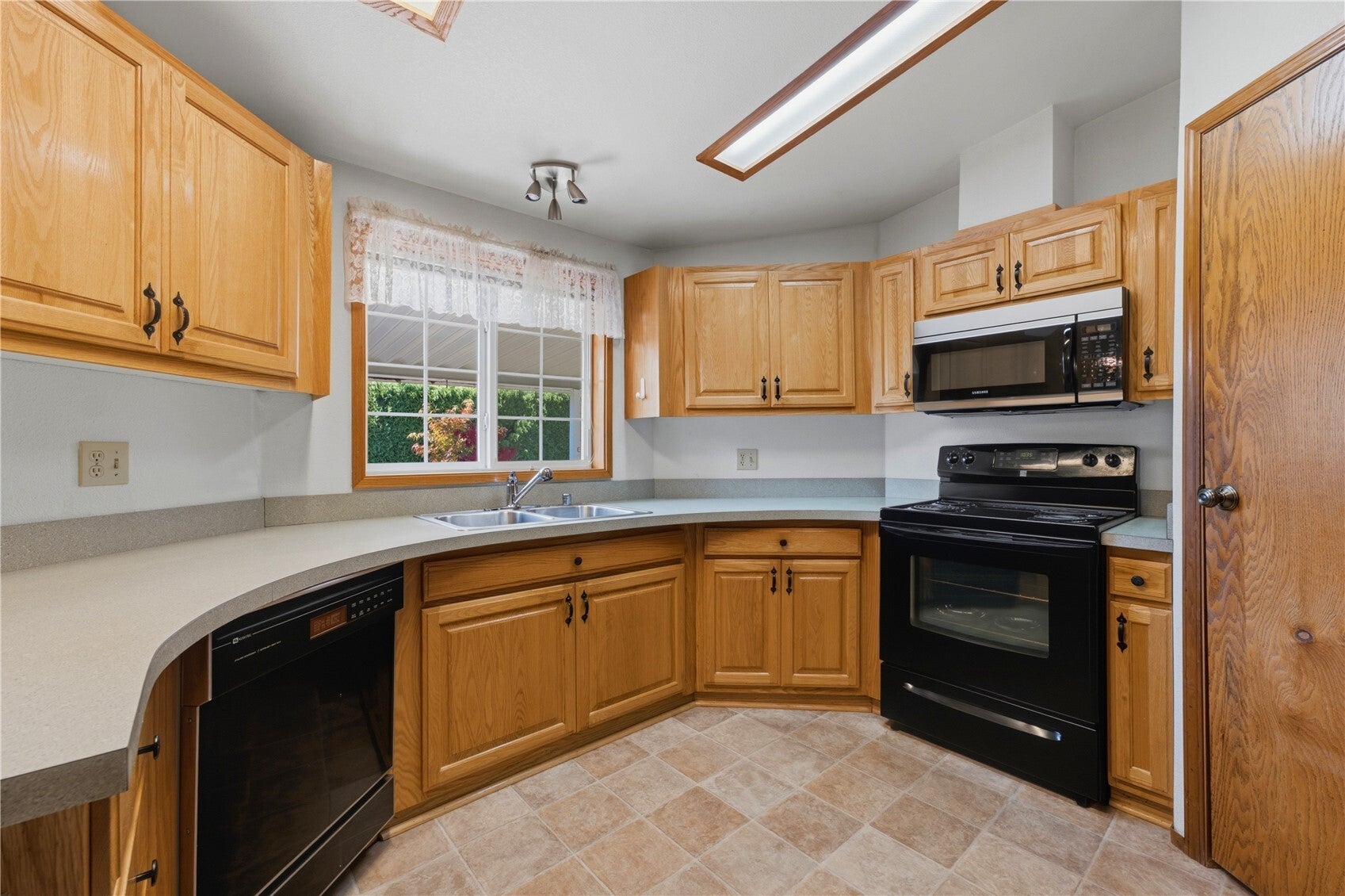 1402 22nd Street NE 533