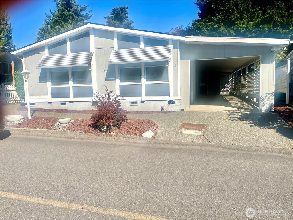 Photo of 32820 S 20th Street S #30, Federal Way, WA 98003 (MLS # 2435816)