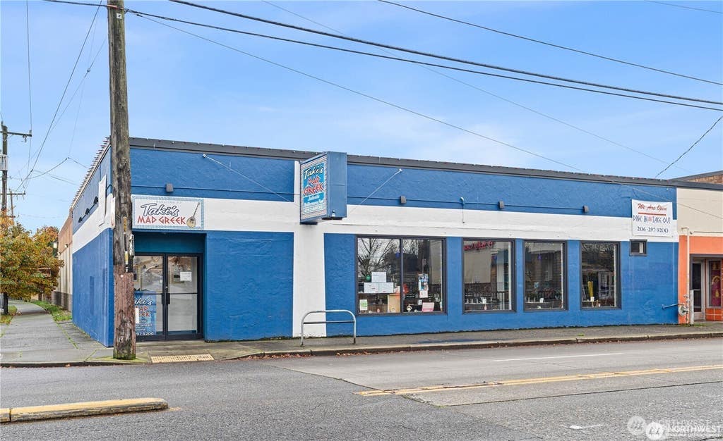 Photo of 1471 NW 85th Street, Seattle, WA 98117 (MLS # 2561307)