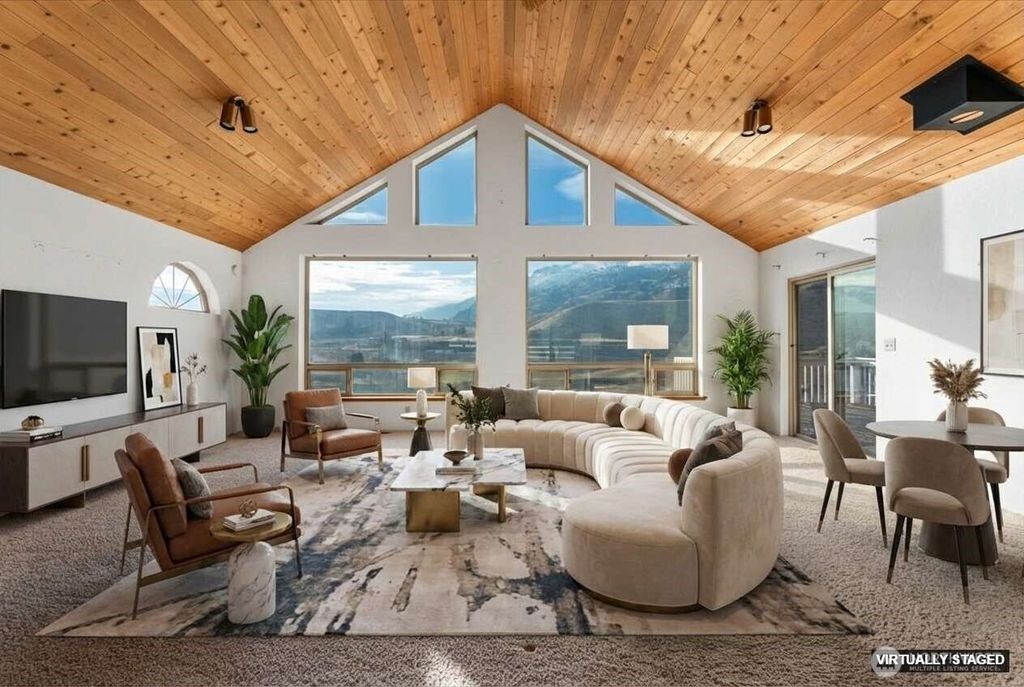 Photo of 11 Pateros Fish Hatchery Road, Methow, WA 98834 (MLS # 2459414)