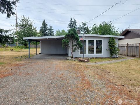 Photo of 1713 W Martin Street, Elma, WA 98541 (MLS # 2554445)
