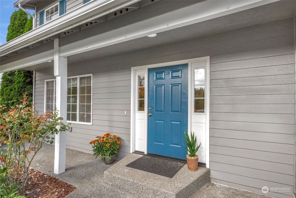 Photo of 14930 89th Place NE, Kenmore, WA 98028 (MLS # 2144835)