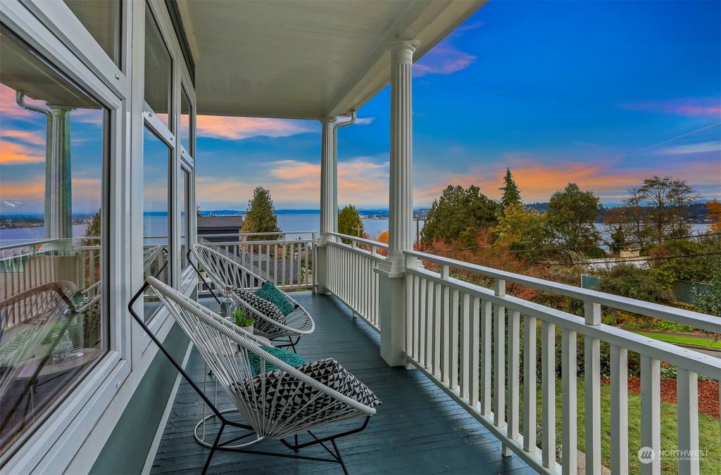 Photo of 4917 52nd Avenue S, Seattle, WA 98118 (MLS # 2182062)