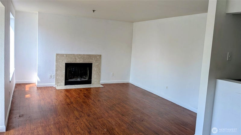 28610 16th Avenue S 102
