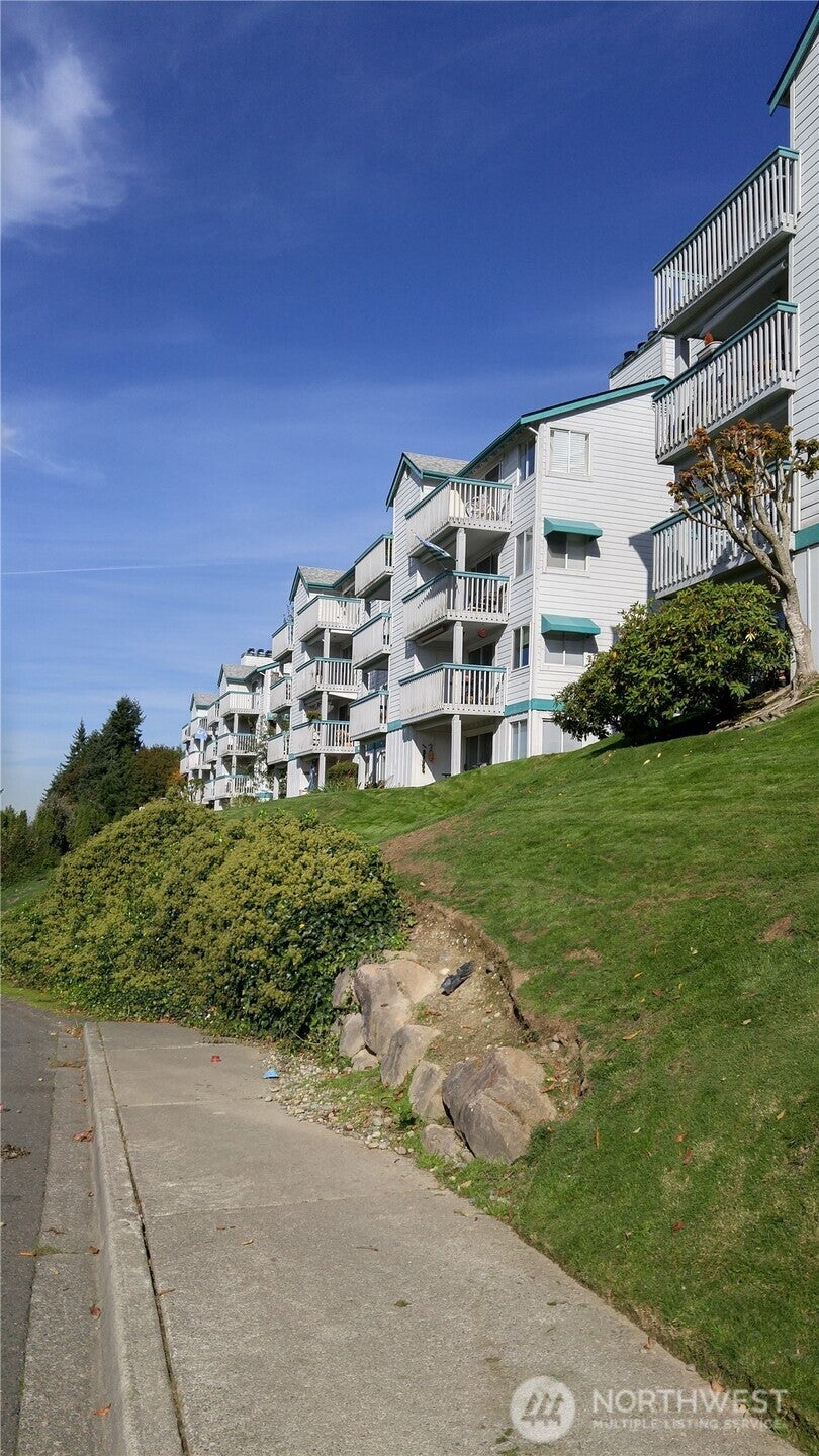 Photo of 28610 16th Avenue S #201, Federal Way, WA 98003 (MLS # 2560247)