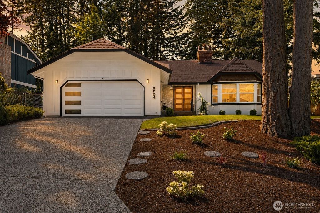Photo of 3704 72nd Avenue Ct W, University Place, WA 98466 (MLS # 2514548)