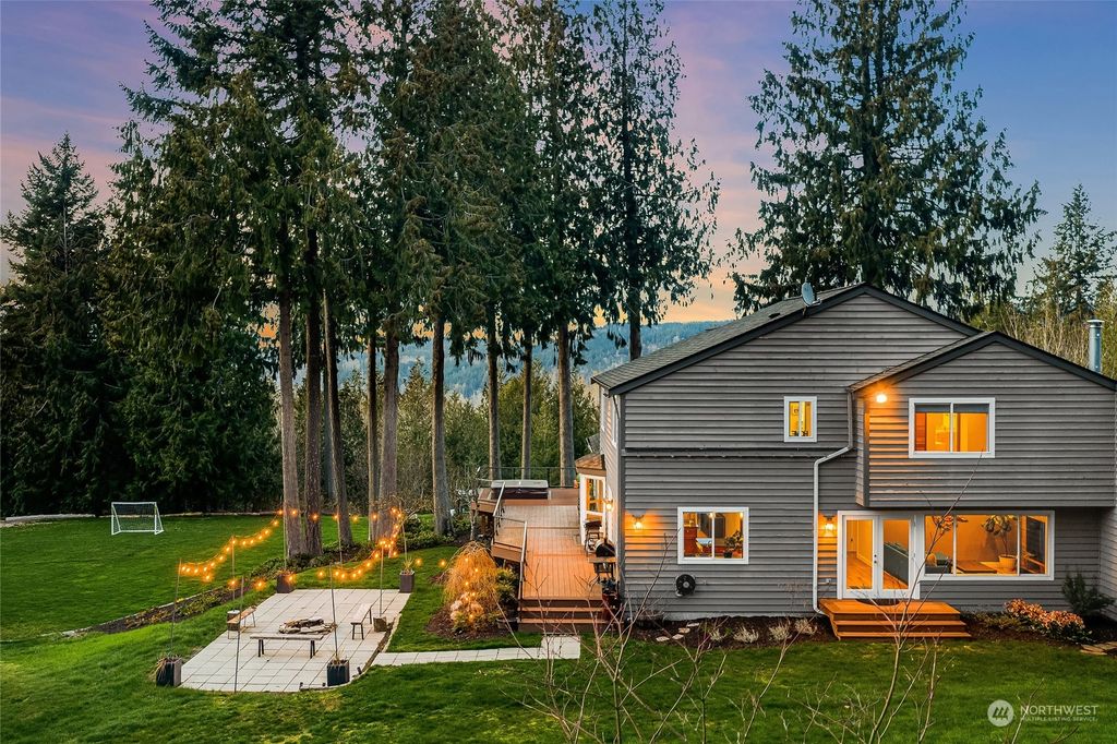 Photo of 34035 SE 56th Place, Fall City, WA 98024 (MLS # 2049382)