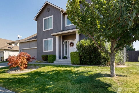 Photo of 111 Chapelwood Avenue, Walla Walla, WA 99362 (MLS # 2580084)