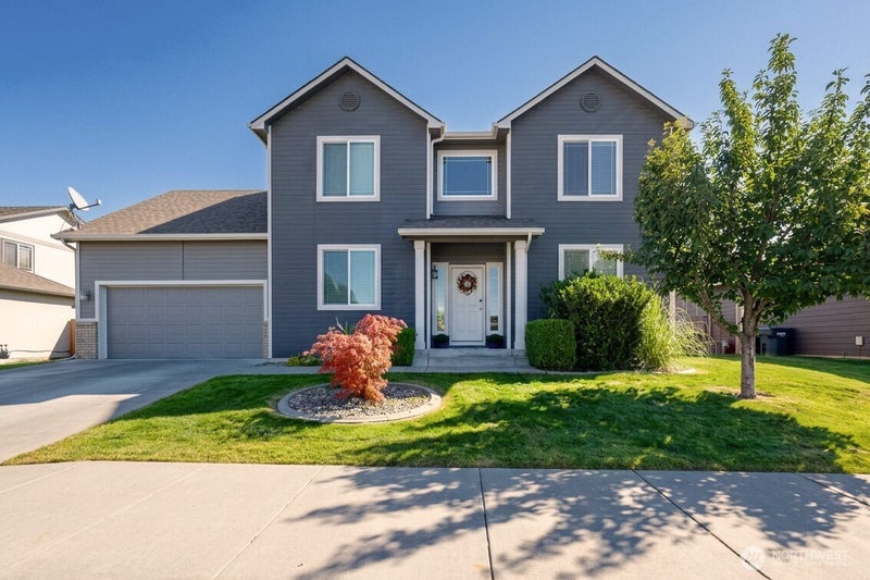 111 Chapelwood Avenue