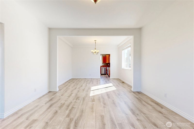 111 Chapelwood Avenue