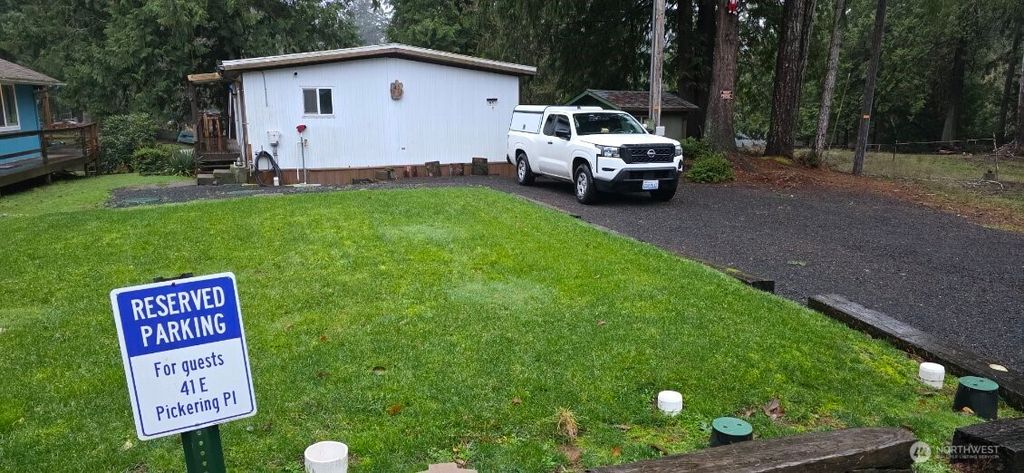 Photo of 41 E Pickering Place, Shelton, WA 98584 (MLS # 2460932)